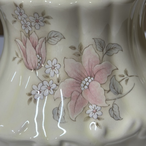 ATHENA BASIN WITH WATER PITCHER Pink Flowers - Picture 6 of 8